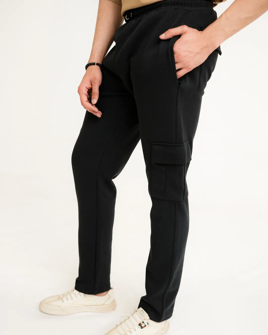 Cargo Trouser Pocket Detail for Streetwear Styling